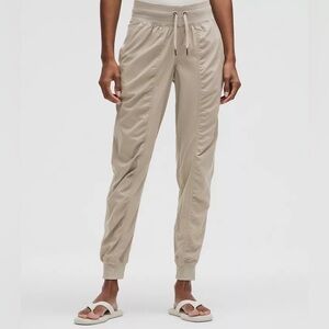 Lululemon Dance Studio Mid-Rise Jogger
Full Length